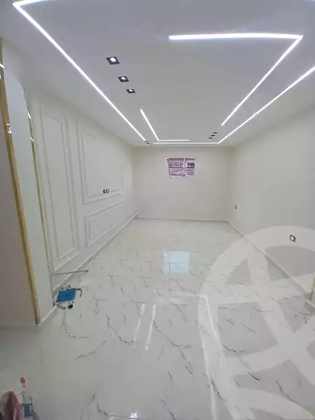 https://aqarmap.com.eg/en/listing/7155378-for-sale-alexandria-al-agamy-lbytsh-mecca-st