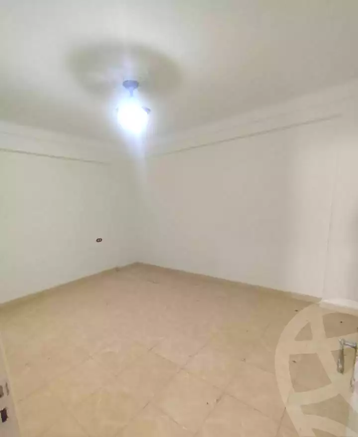https://aqarmap.com.eg/ar/listing/7155494-for-sale-alexandria-lsywf-el-falki
