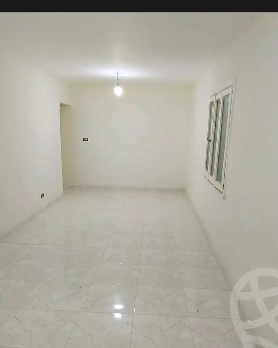 https://aqarmap.com.eg/ar/listing/7155560-for-rent-alexandria-miami-shr-jml-bd-lnsr