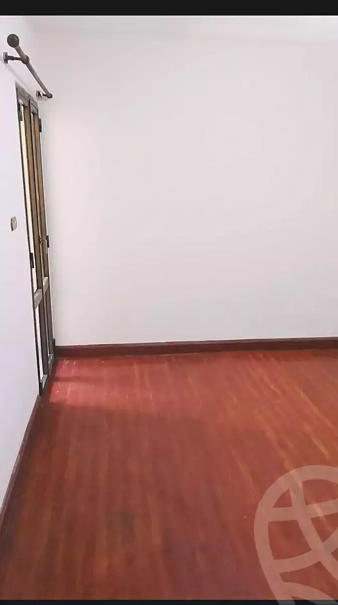 https://aqarmap.com.eg/ar/listing/7155560-for-rent-alexandria-miami-shr-jml-bd-lnsr