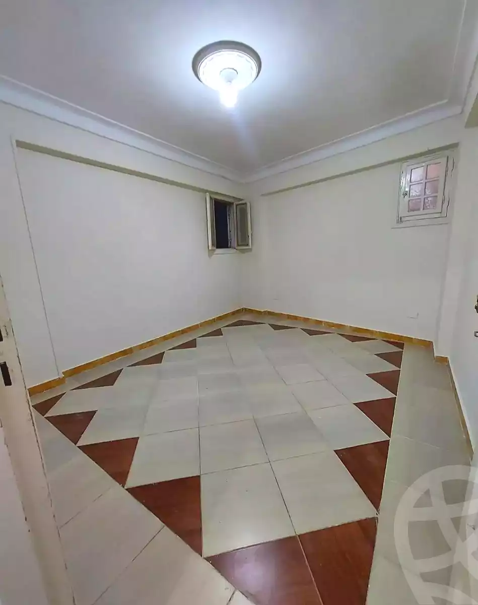 https://aqarmap.com.eg/ar/listing/7155788-for-sale-alexandria-lsywf-shamaa