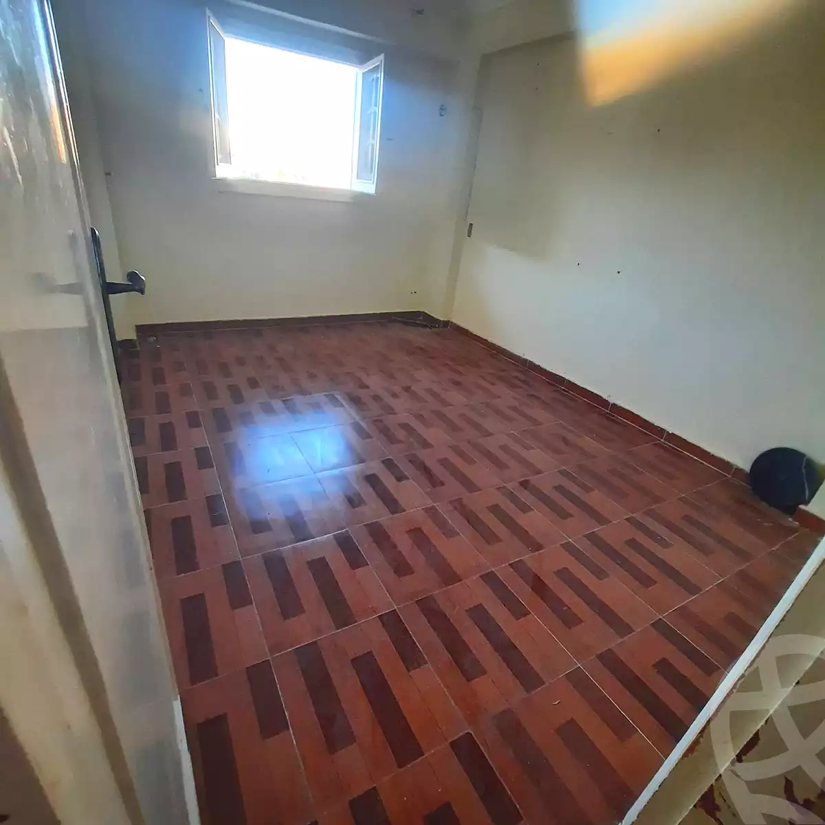 https://aqarmap.com.eg/en/listing/7155816-for-sale-alexandria-al-agamy-el-hanouvel-al-asdakaa-st