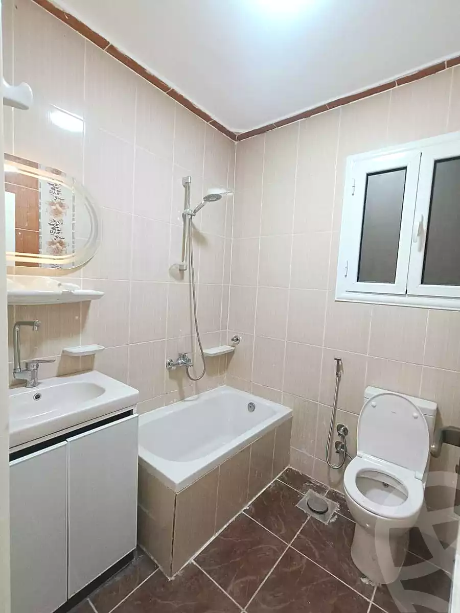 https://aqarmap.com.eg/ar/listing/7155829-for-sale-alexandria-al-agamy-lbytsh-khalil-ballw-st