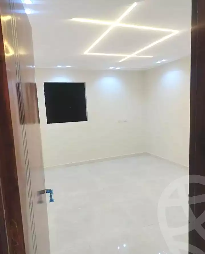 https://aqarmap.com.eg/ar/listing/7155905-for-sale-alexandria-miami-mahmoud-el-isawy-st