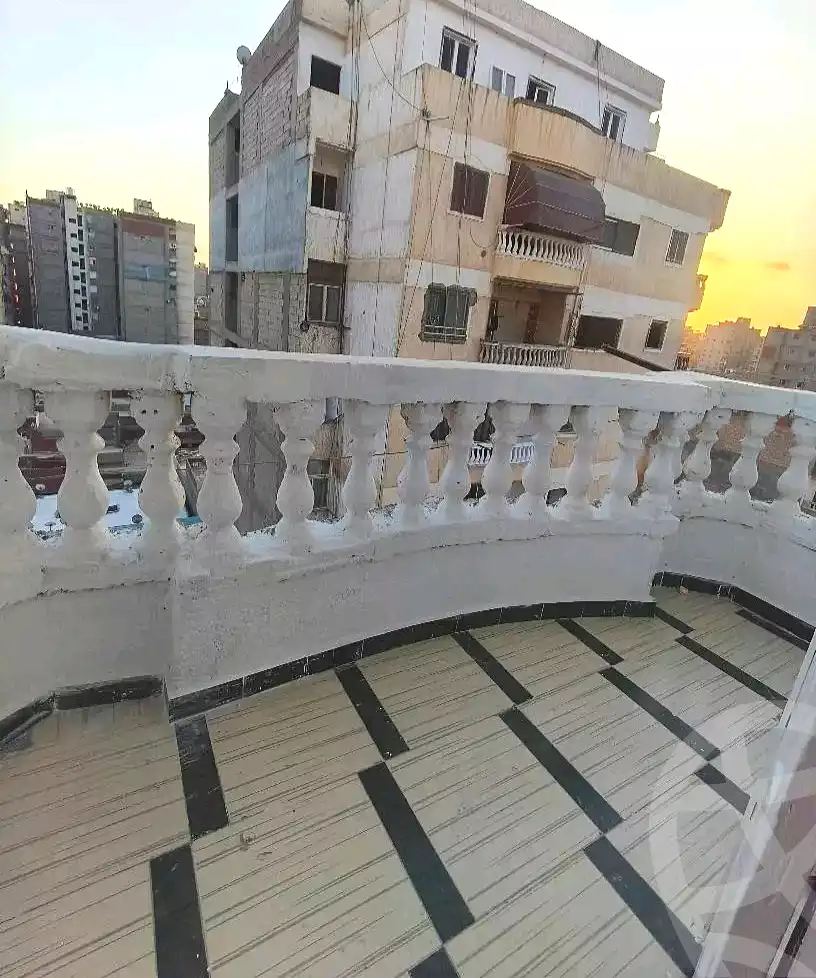 https://aqarmap.com.eg/ar/listing/7156111-for-sale-alexandria-lsywf-el-falki