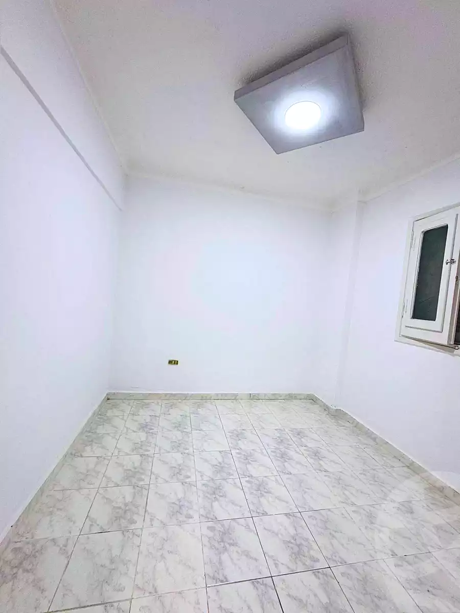 https://aqarmap.com.eg/en/listing/7156312-for-sale-alexandria-al-agamy-shataa-el-nakheel