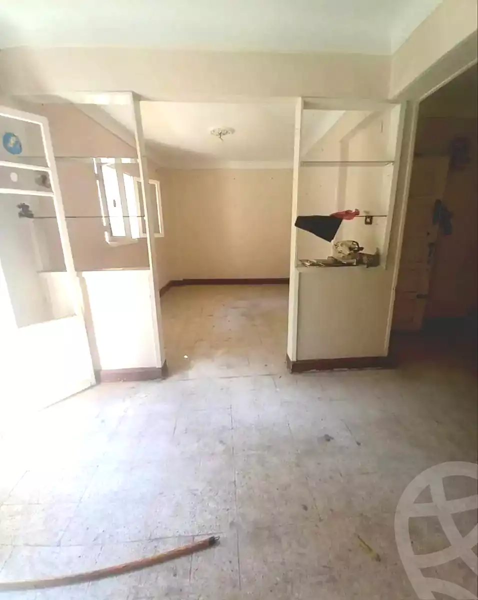 https://aqarmap.com.eg/ar/listing/7156454-for-sale-alexandria-el-asafra-l-sfr-qbly
