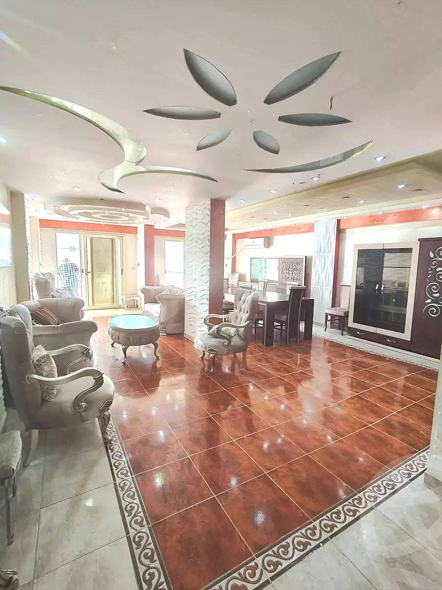 https://aqarmap.com.eg/ar/listing/7156610-for-sale-alexandria-sydy-bshr-sydy-bshr-bhry-mohamed-el-srafi-st.