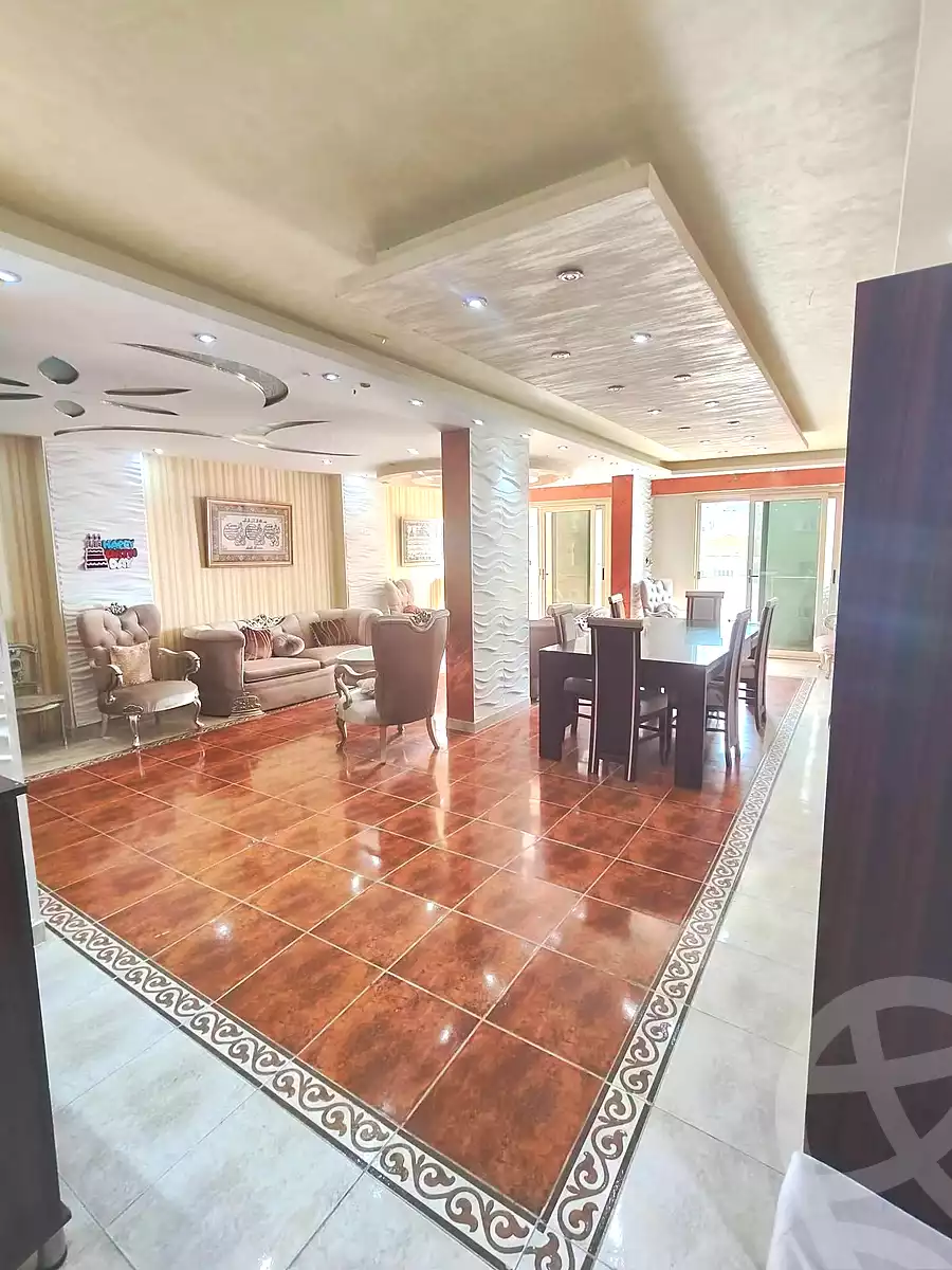 https://aqarmap.com.eg/ar/listing/7156610-for-sale-alexandria-sydy-bshr-sydy-bshr-bhry-mohamed-el-srafi-st.