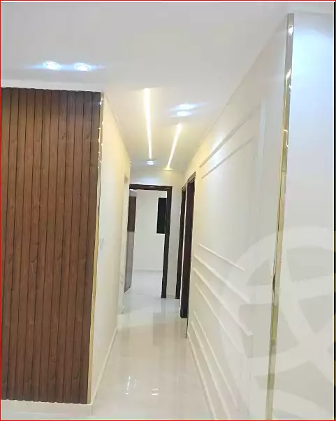 https://aqarmap.com.eg/ar/listing/7156644-for-sale-alexandria-miami-mahmoud-el-isawy-st