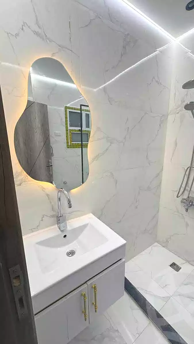 https://aqarmap.com.eg/en/listing/7157146-for-sale-cairo-hadayek-el-ahram-lmntqh