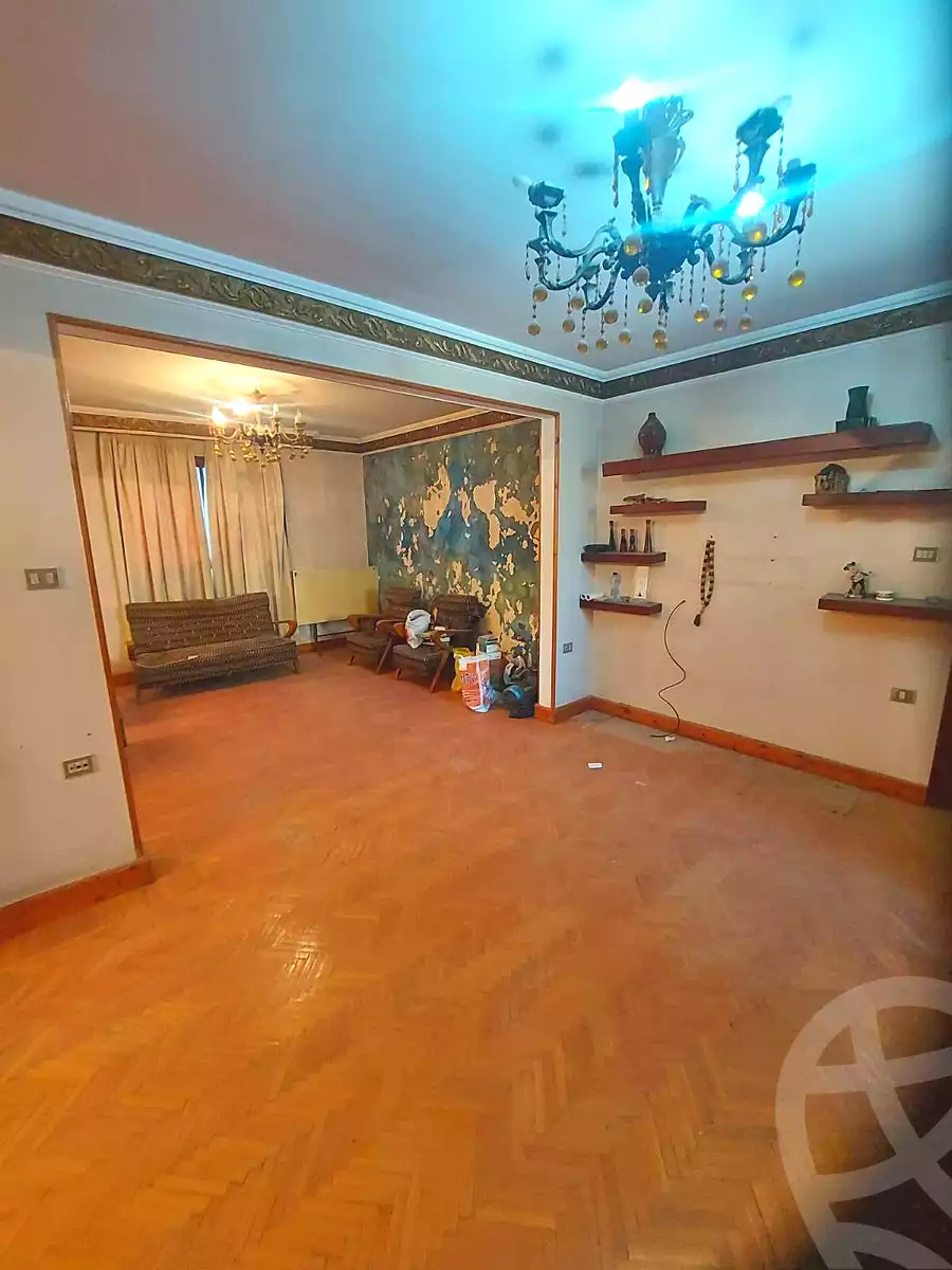 https://aqarmap.com.eg/ar/listing/7157179-for-sale-cairo-helwan-helwan-el-sharkeya-borhan-st