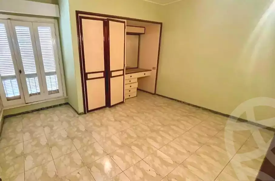 https://aqarmap.com.eg/ar/listing/7157338-for-sale-alexandria-el-montazah