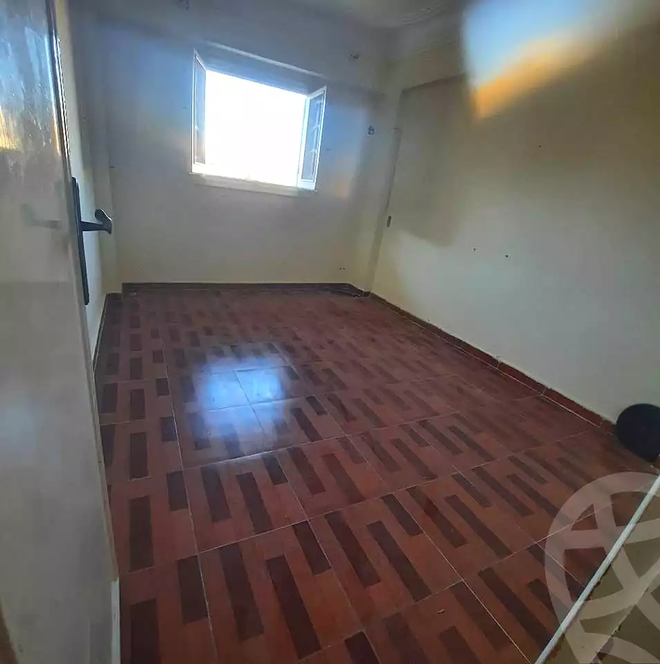 https://aqarmap.com.eg/ar/listing/7157449-for-sale-alexandria-al-agamy-el-hanouvel-al-asdakaa-st