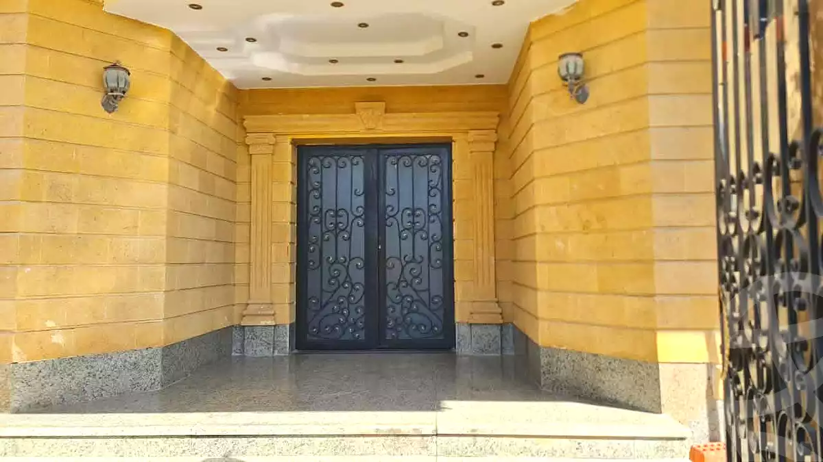 https://aqarmap.com.eg/ar/listing/7157461-for-sale-cairo-new-cairo-el-yassamin-el-yasmeen-7-el-shaheed-mahmoud-maher-st