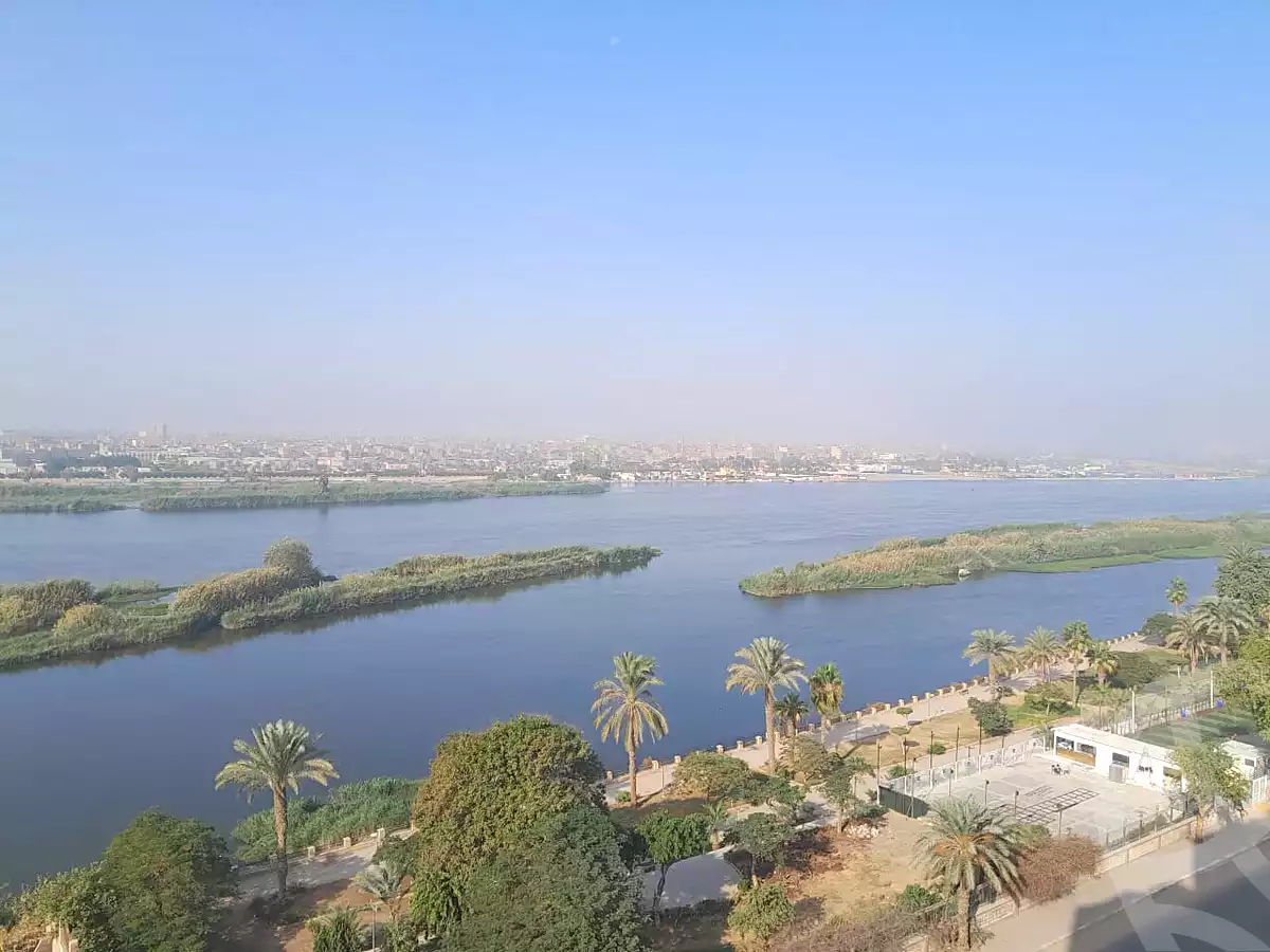 https://aqarmap.com.eg/ar/listing/7157465-for-sale-cairo-helwan-hadayek-helwan-nile-corniche-st
