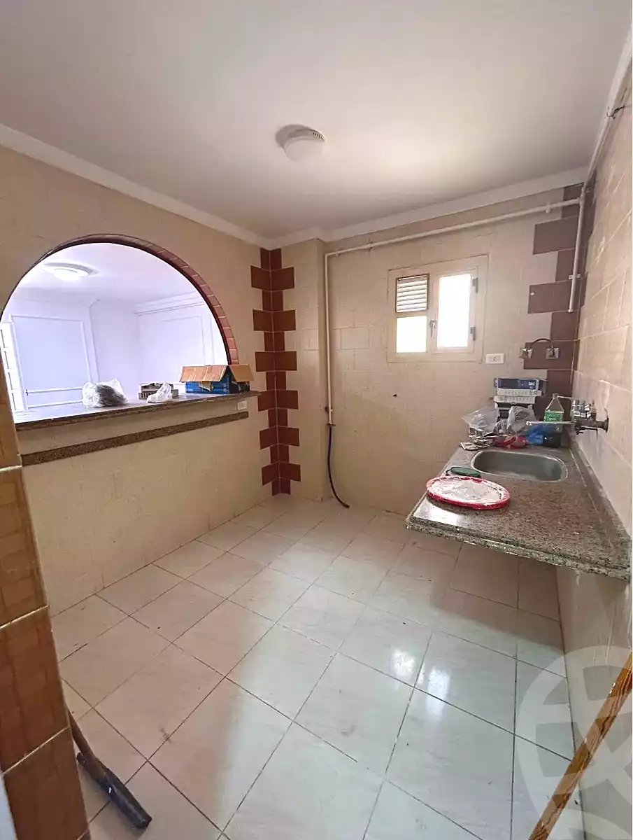 https://aqarmap.com.eg/ar/listing/7157509-for-sale-alexandria-sydy-bshr-sydy-bshr-bhry-shr-mhmwd-l-yswy
