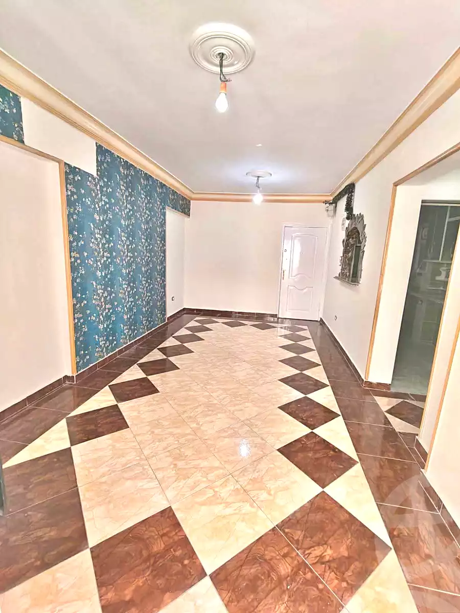 https://aqarmap.com.eg/en/listing/7157777-for-sale-alexandria-miami-45-street