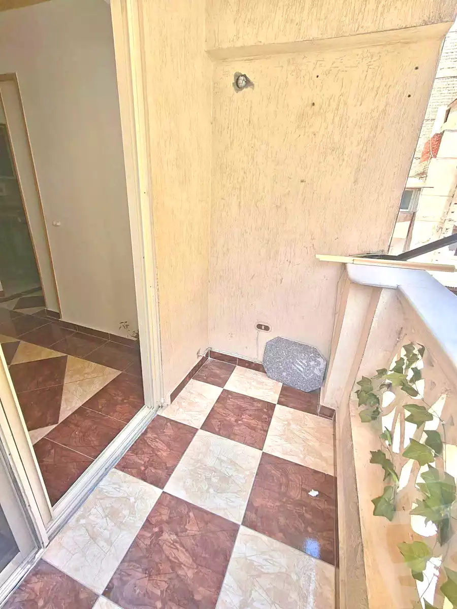 https://aqarmap.com.eg/en/listing/7157777-for-sale-alexandria-miami-45-street