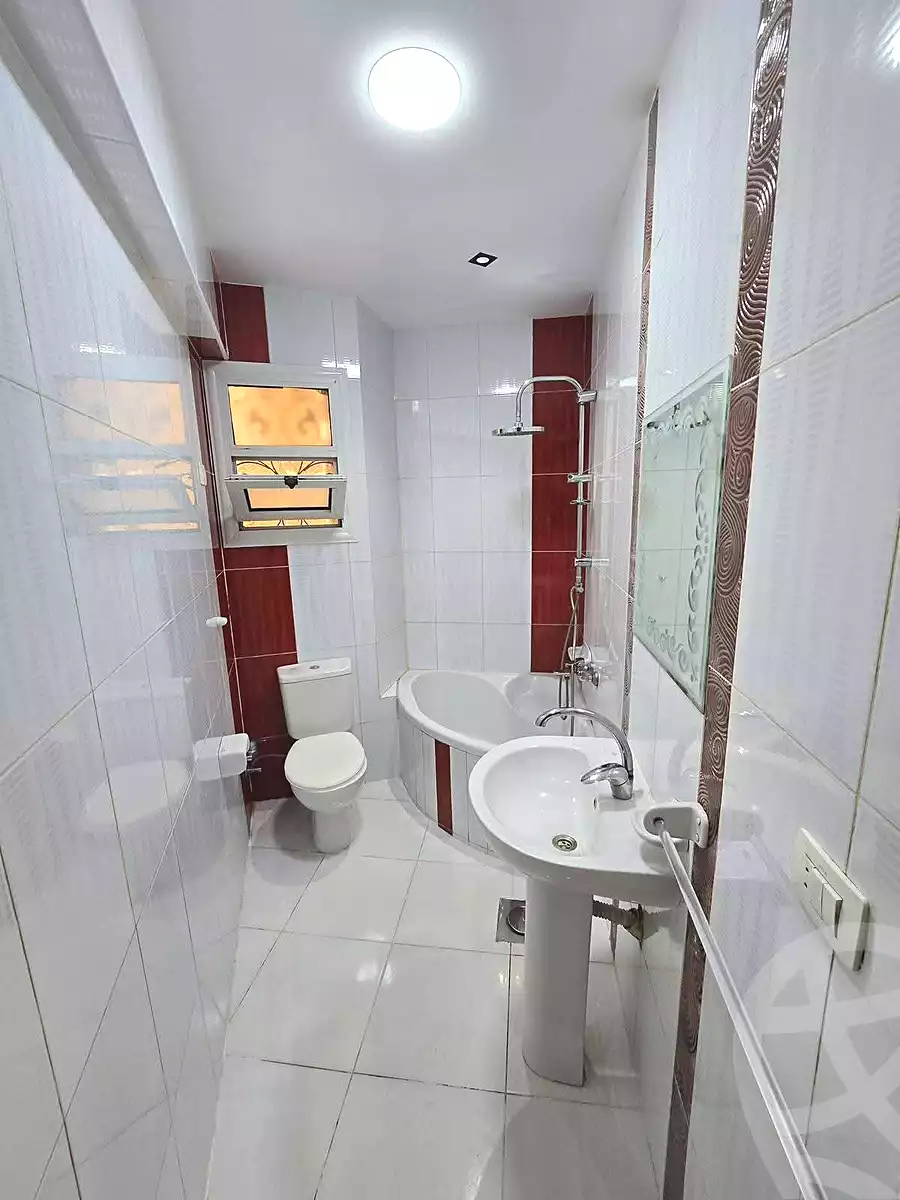 https://aqarmap.com.eg/ar/listing/7157829-for-sale-alexandria-miami-mahmoud-el-isawy-st