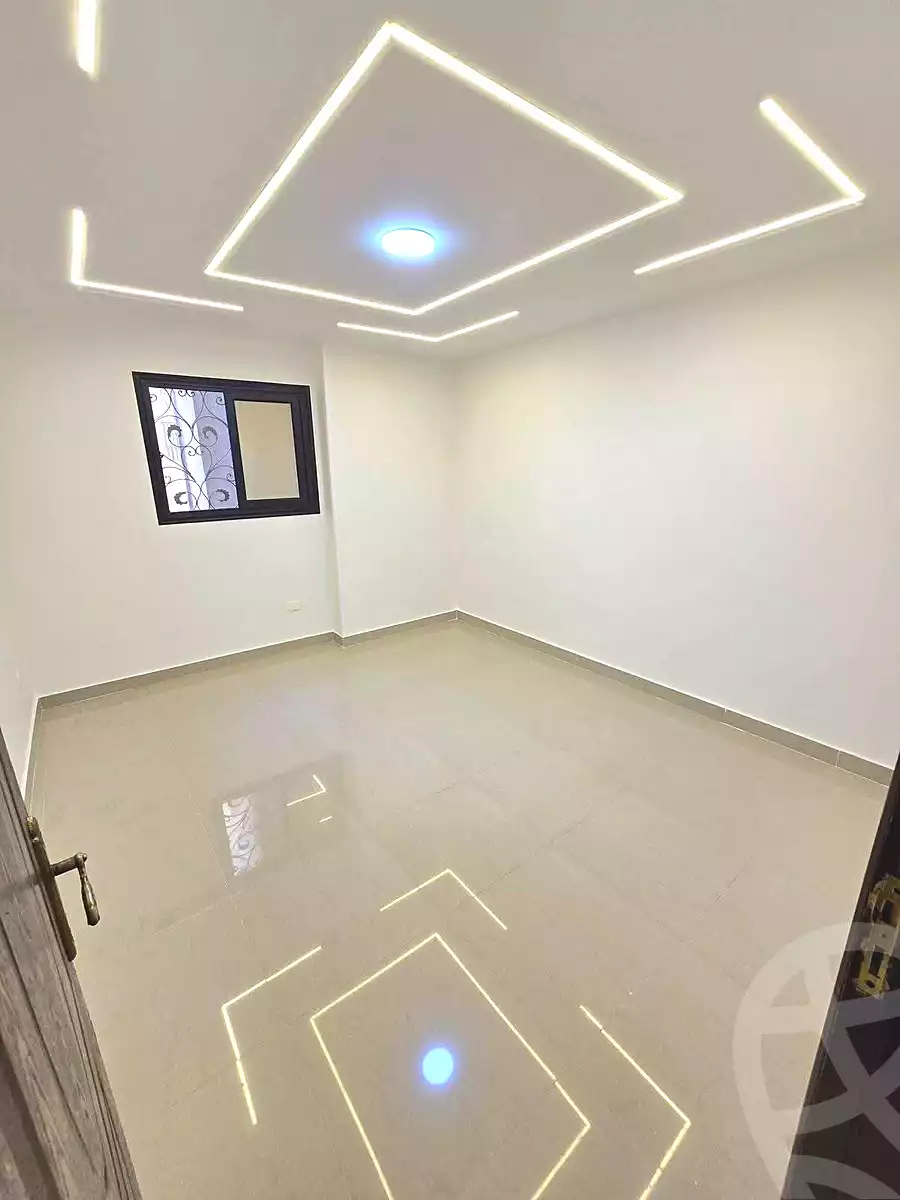 https://aqarmap.com.eg/ar/listing/7157829-for-sale-alexandria-miami-mahmoud-el-isawy-st