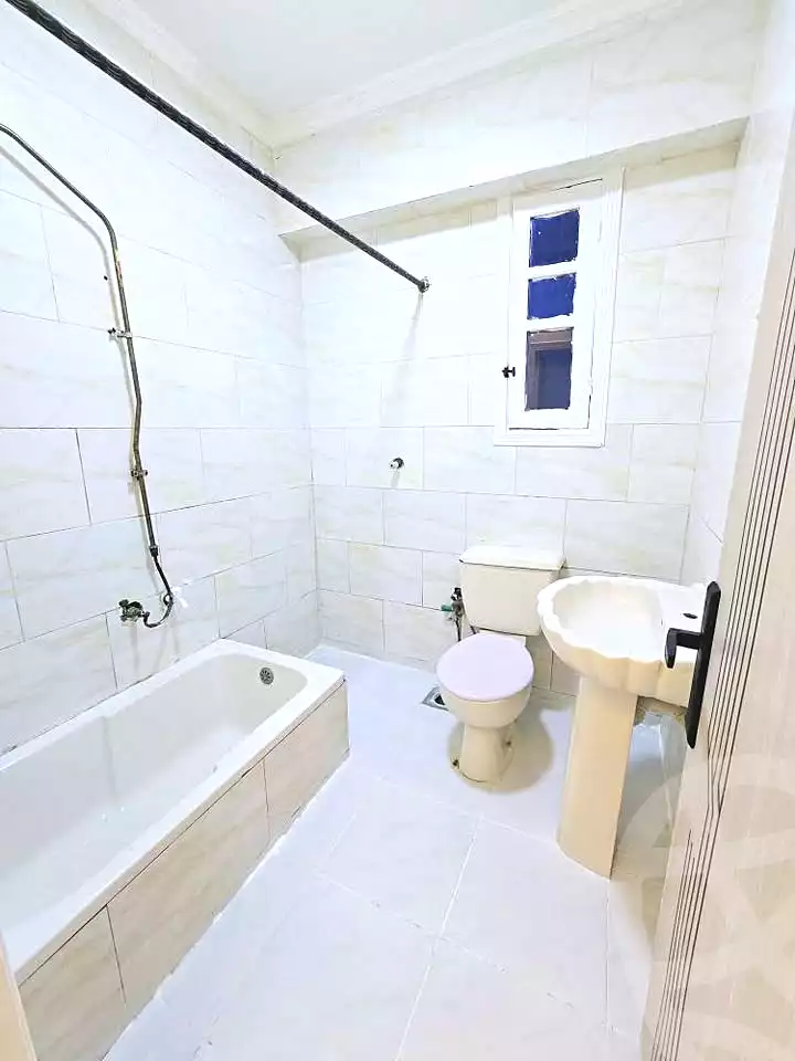 https://aqarmap.com.eg/ar/listing/7157926-for-sale-alexandria-al-agamy-shataa-el-nakheel