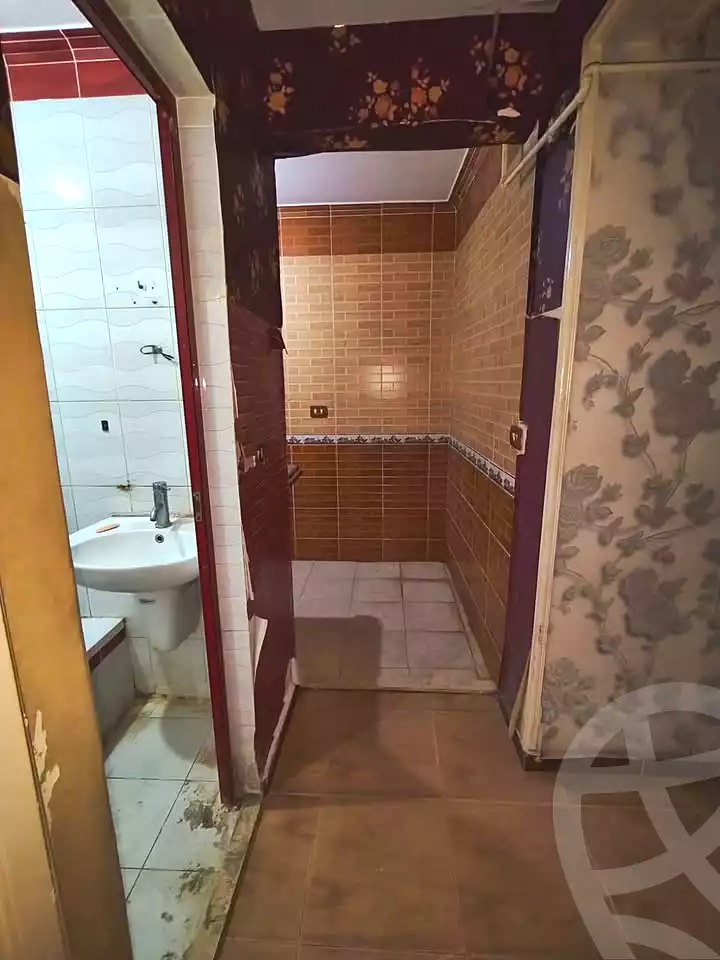 https://aqarmap.com.eg/en/listing/7158016-for-sale-alexandria-lsywf-el-falki-street-16-el-eslah