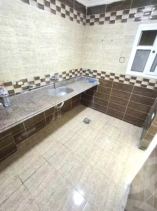 https://aqarmap.com.eg/ar/listing/7158162-for-sale-alexandria-el-asafra-shr-45