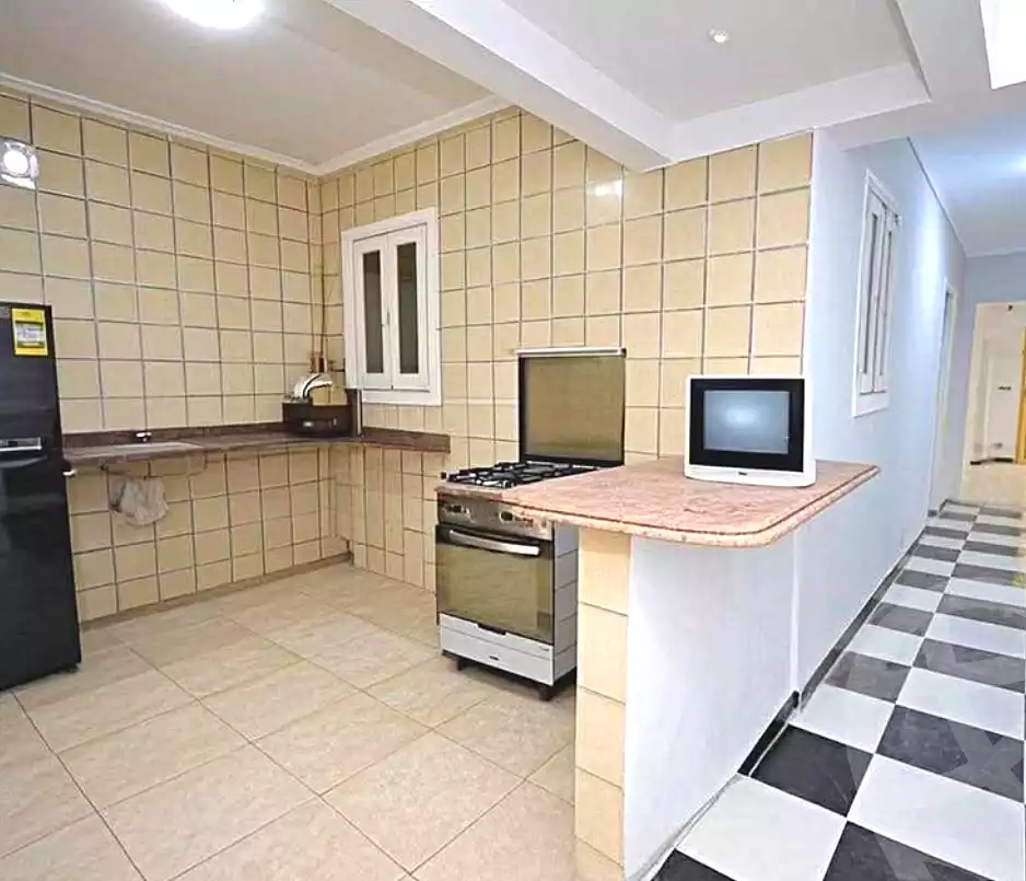 https://aqarmap.com.eg/ar/listing/7158280-for-sale-alexandria-el-asafra-l-sfr-bhry-el-geish-rd