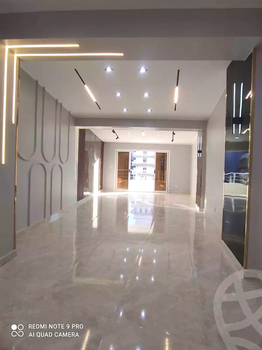 https://aqarmap.com.eg/ar/listing/7158365-for-sale-alexandria-miami-45-street