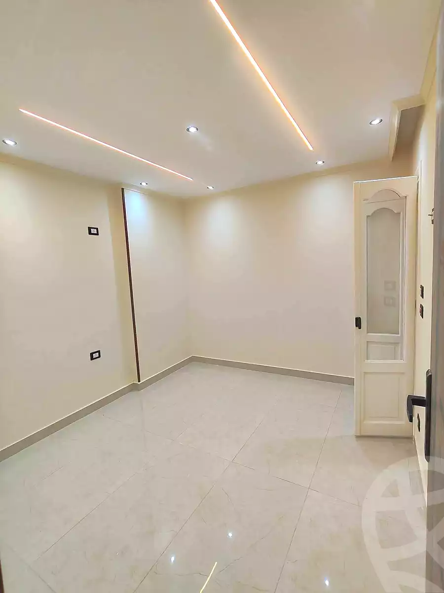 https://aqarmap.com.eg/ar/listing/7158595-for-sale-alexandria-sydy-bshr-tryq-ljysh