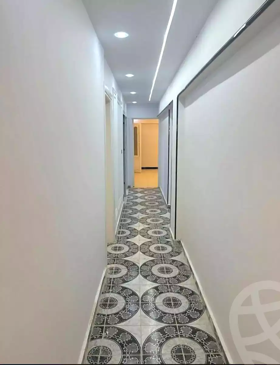 https://aqarmap.com.eg/ar/listing/7158829-for-sale-alexandria-al-agamy-el-hanouvel-radwan-st