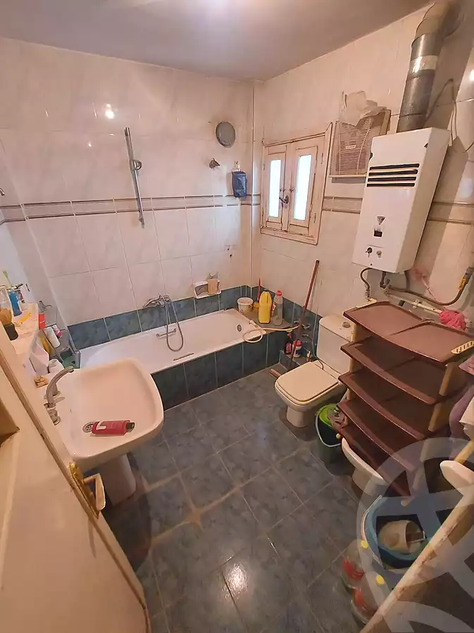 https://aqarmap.com.eg/en/listing/7158872-for-sale-cairo-helwan-helwan-el-sharkeya-mostafa-safwat-st
