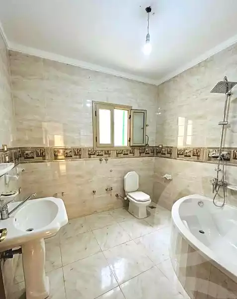 https://aqarmap.com.eg/ar/listing/7158983-for-sale-gharbia-el-mahallah-el-kubra-manshyet-el-bakry