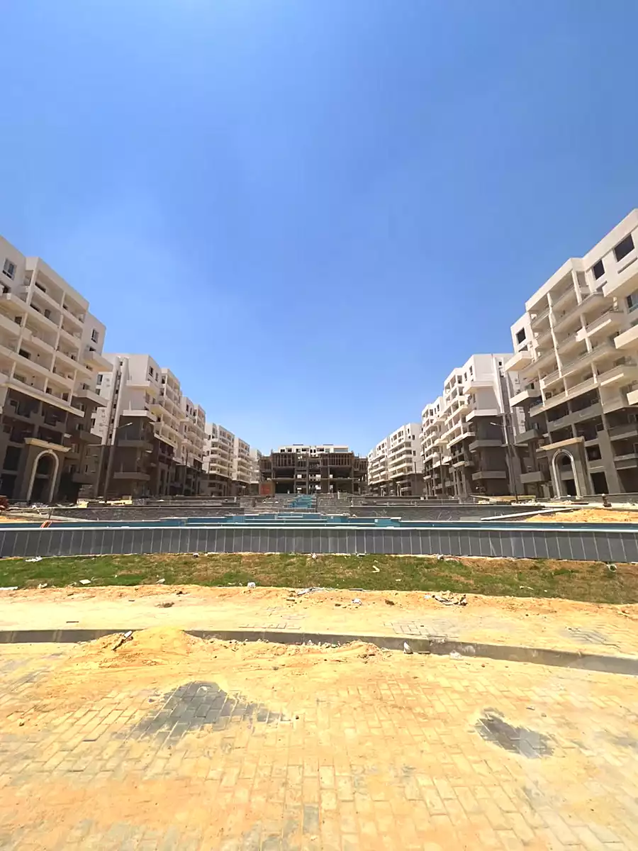 https://aqarmap.com.eg/ar/listing/7154565-for-sale-cairo-new-administrative-capital-r8-tj-msr