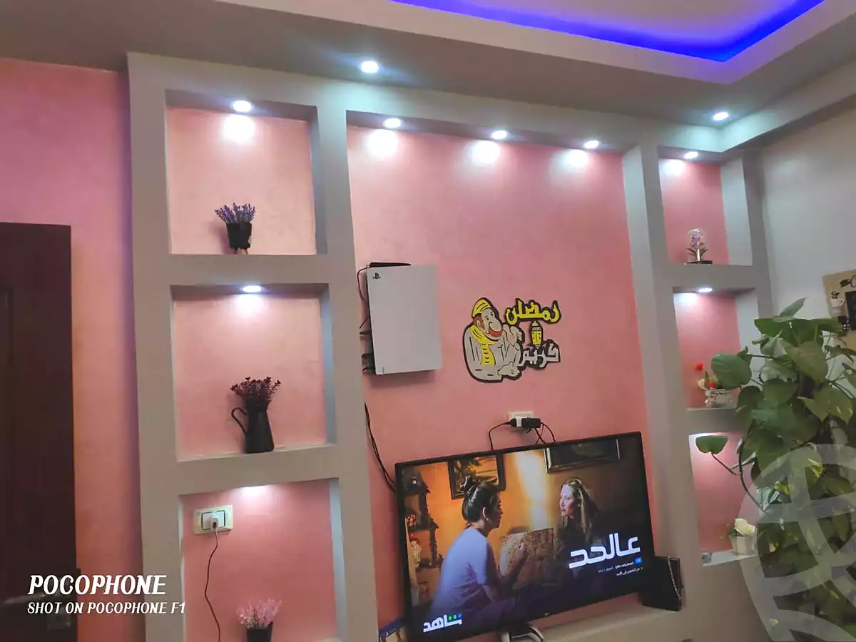 https://aqarmap.com.eg/ar/listing/7159381-for-sale-cairo-faisal-kafr-tohormos-queen-nazli-st