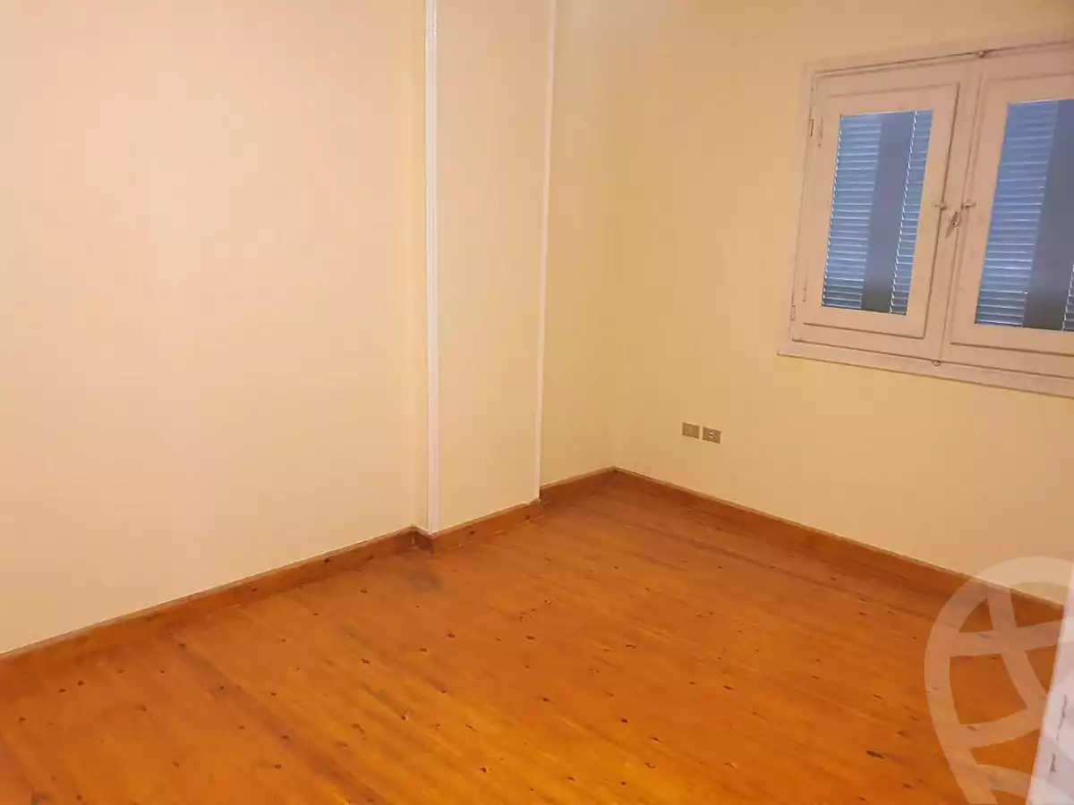 https://aqarmap.com.eg/ar/listing/7159567-for-rent-cairo-6th-of-october-el-ahyaa-neighborhood-8th-el-tahrir-rd