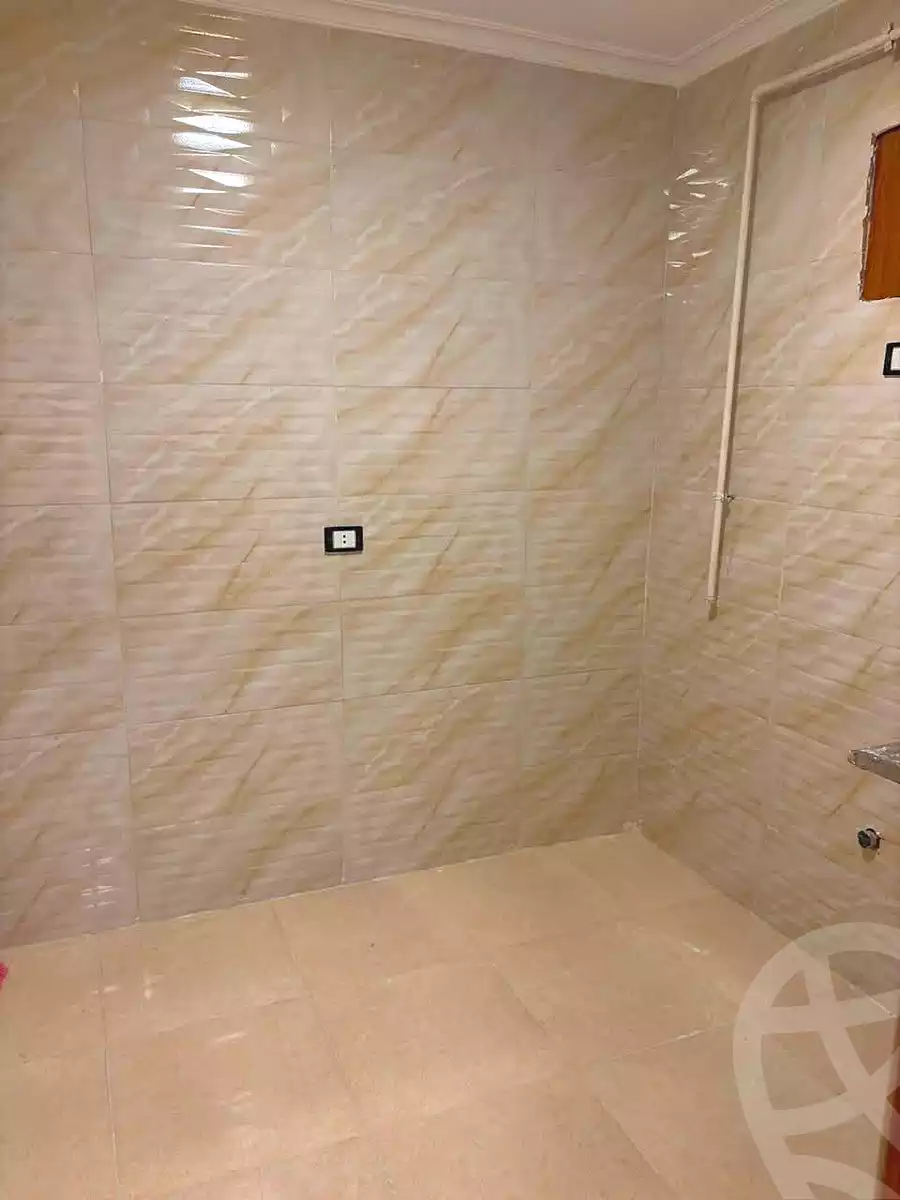 https://aqarmap.com.eg/ar/listing/7159609-for-sale-cairo-helwan-helwan-el-sharkeya-mostafa-safwat-st