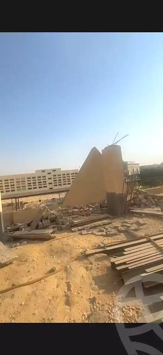 https://aqarmap.com.eg/en/listing/7159622-for-sale-cairo-new-cairo-compounds-mirage-mall