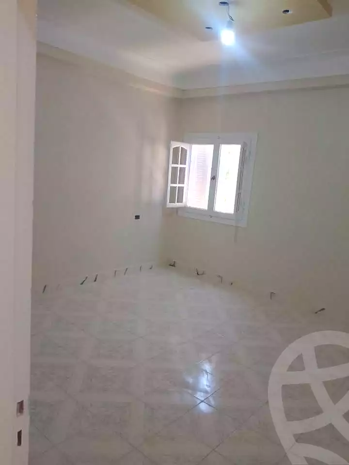 https://aqarmap.com.eg/ar/listing/7159899-for-sale-alexandria-al-agamy-lbytsh-shahr-al-assal-st