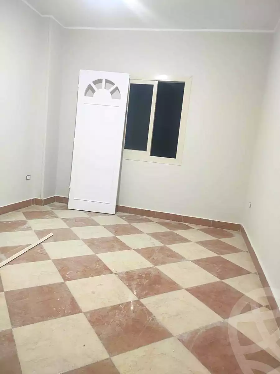 https://aqarmap.com.eg/en/listing/7159996-for-sale-cairo-helwan-helwan-el-sharkeya-latif-basha-st