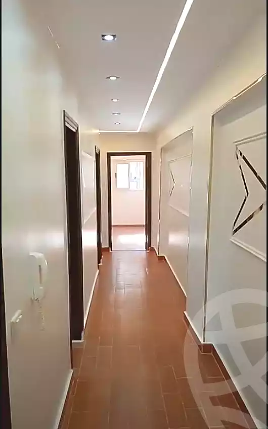 https://aqarmap.com.eg/ar/listing/7160355-for-sale-alexandria-sydy-bshr-sydy-bshr-bhry-khalil-hamada-st