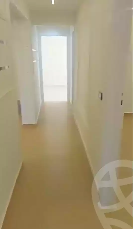 https://aqarmap.com.eg/ar/listing/7160408-for-sale-alexandria-miami-el-gaish-rd-st