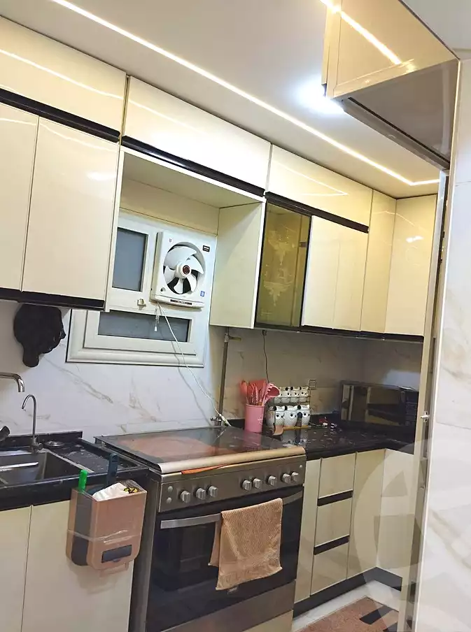 https://aqarmap.com.eg/ar/listing/7160517-for-sale-cairo-madinat-el-salam