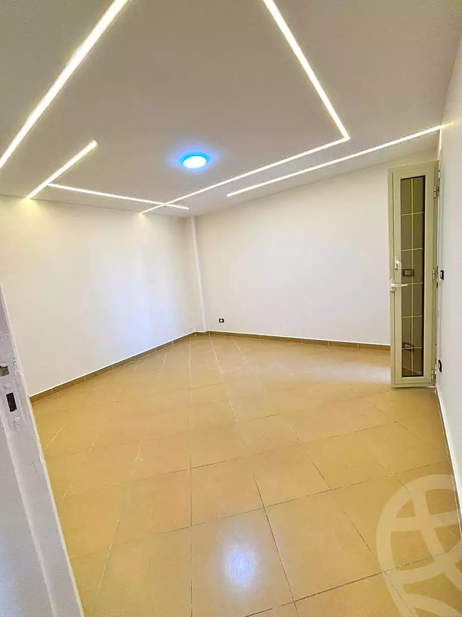https://aqarmap.com.eg/en/listing/7160640-for-sale-alexandria-miami-el-gaish-rd-st