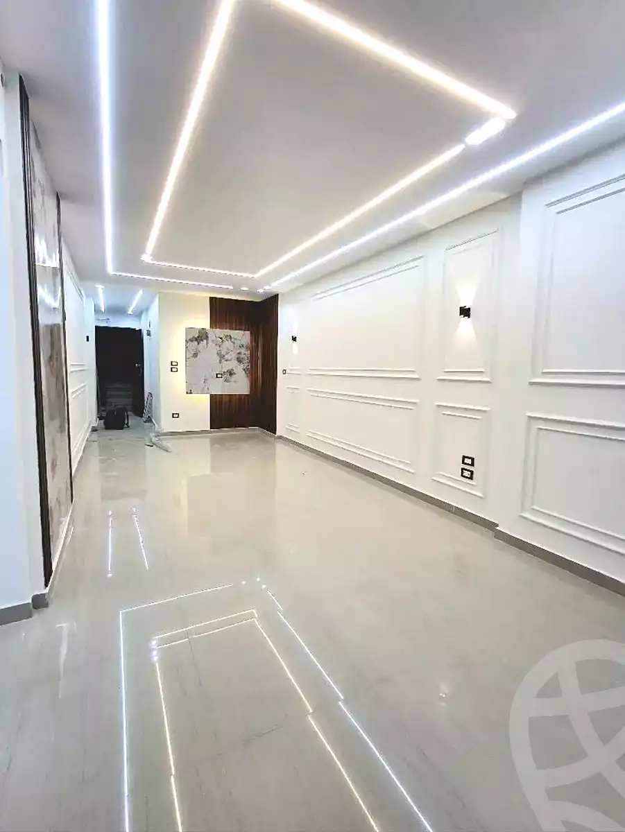 https://aqarmap.com.eg/ar/listing/7160647-for-sale-alexandria-el-asafra-shr-45