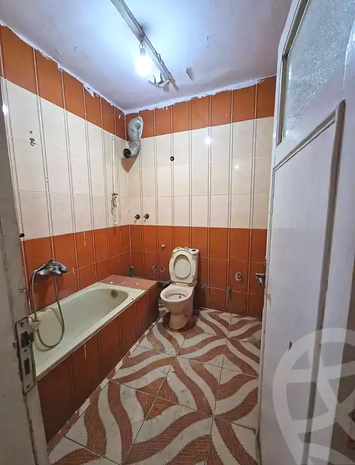 https://aqarmap.com.eg/ar/listing/7160743-for-sale-cairo-ain-shams-ain-shams-el-sharkia-el-zahraa-st