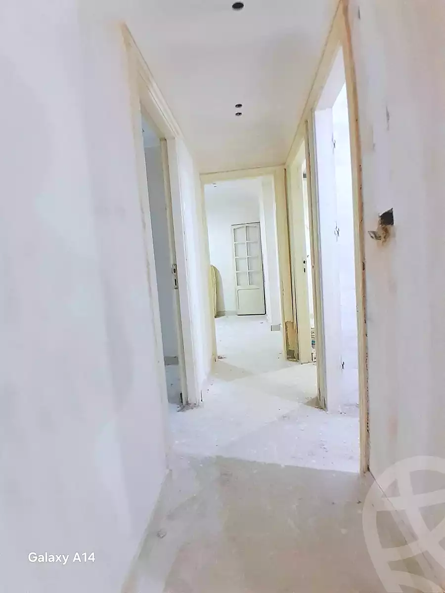 https://aqarmap.com.eg/ar/listing/7160763-for-sale-alexandria-el-asafra-l-sfr-bhry