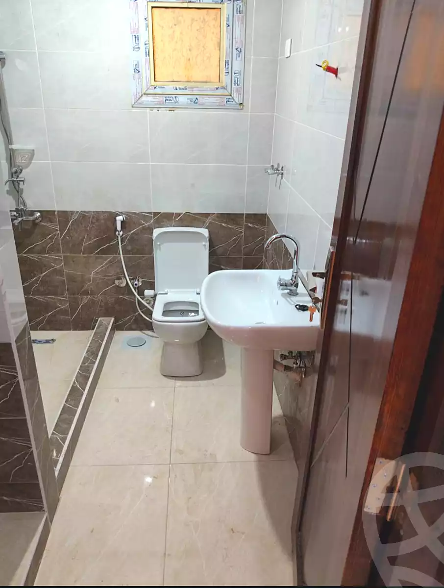 https://aqarmap.com.eg/ar/listing/7160797-for-rent-cairo-new-cairo-90th-street-90th-after-auc