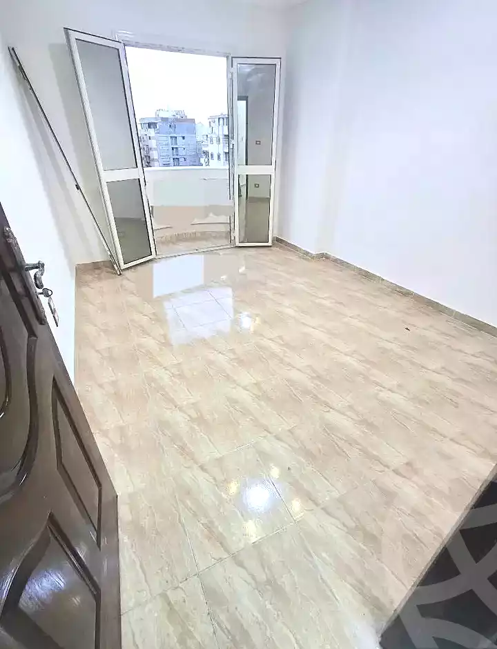 https://aqarmap.com.eg/en/listing/7160830-for-sale-alexandria-el-asafra-shr-45